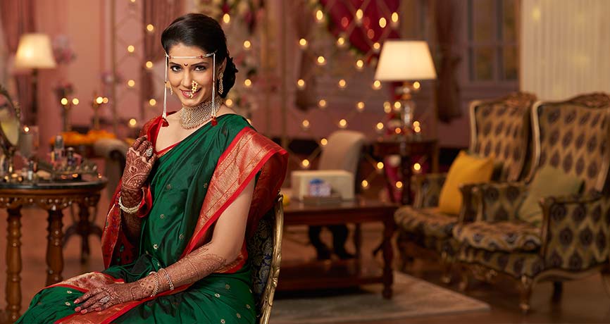Indian Bridal Hairstyles: The Perfect 16 Wedding Hairdo pics