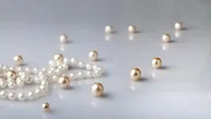 Hopping on the pearl trend in 2024: Tips to remember!