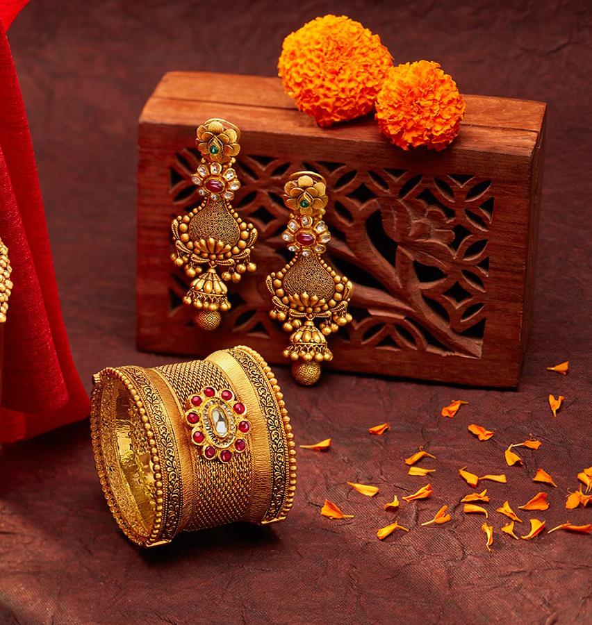 traditional gold necklaces design for wedding